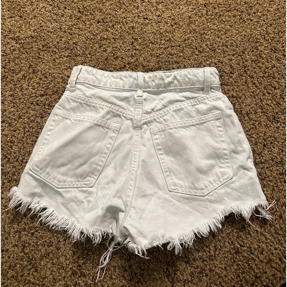 Zara shorts - Picture 2 of 3